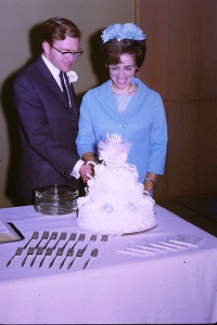 Roy and Rita Davison’s Wedding Cake